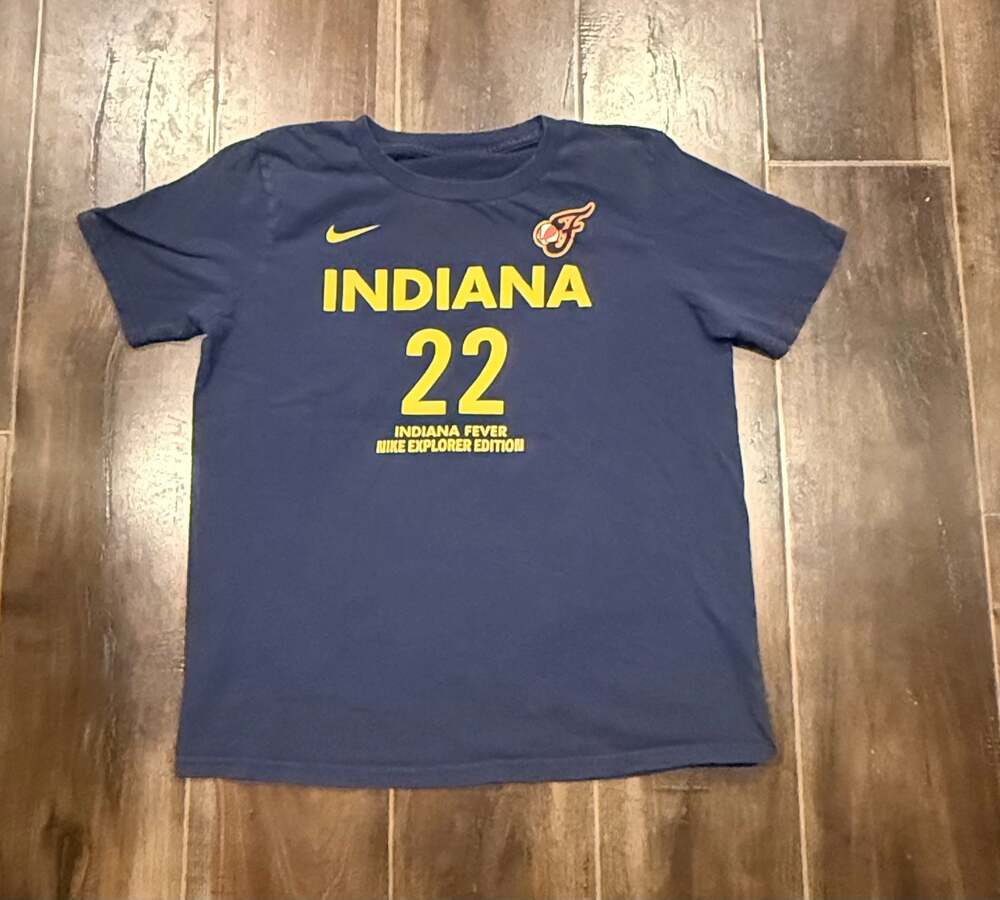 Nike Indiana Fever Caitlin Clark #22 Explorer Edition Youth T-Shirt Size L